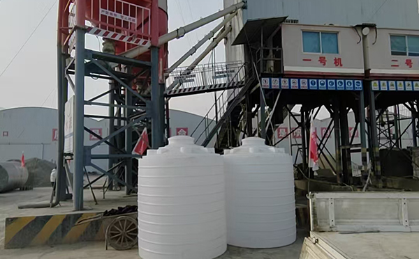 永登立式运输桶交付案例｜全新PE材质 · 多行业适配 · 批量稳定供应