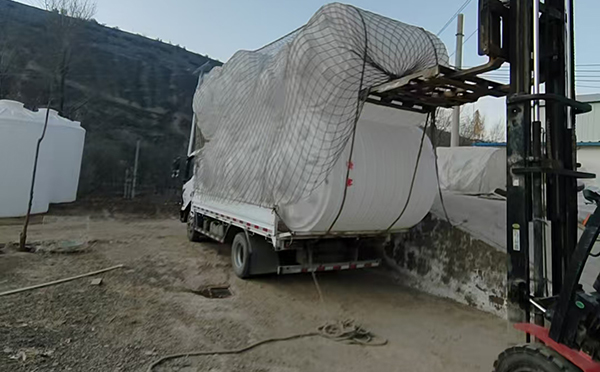 永登塑料桶批量交付案例：满足多行业高标容器需求的一站式解决方案