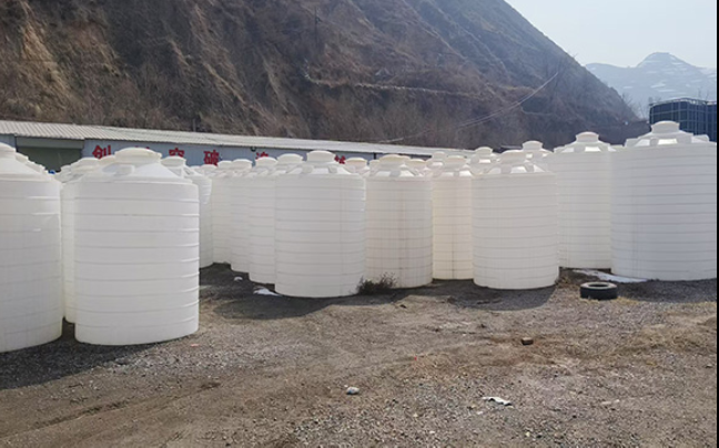 永登塑料大桶能不能长期装水装粮油，专业解答！